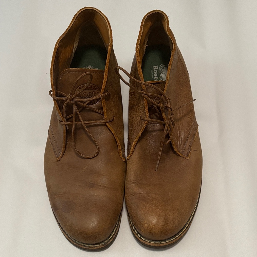Roots Canada 408 chukka boots size: 10 1/2 D